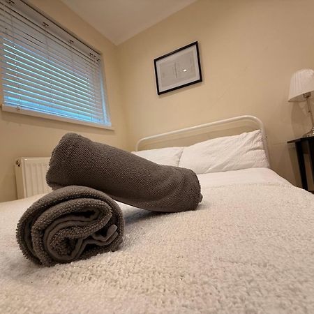 Two Bedroom Flat In The Heart Of Londen Buitenkant foto