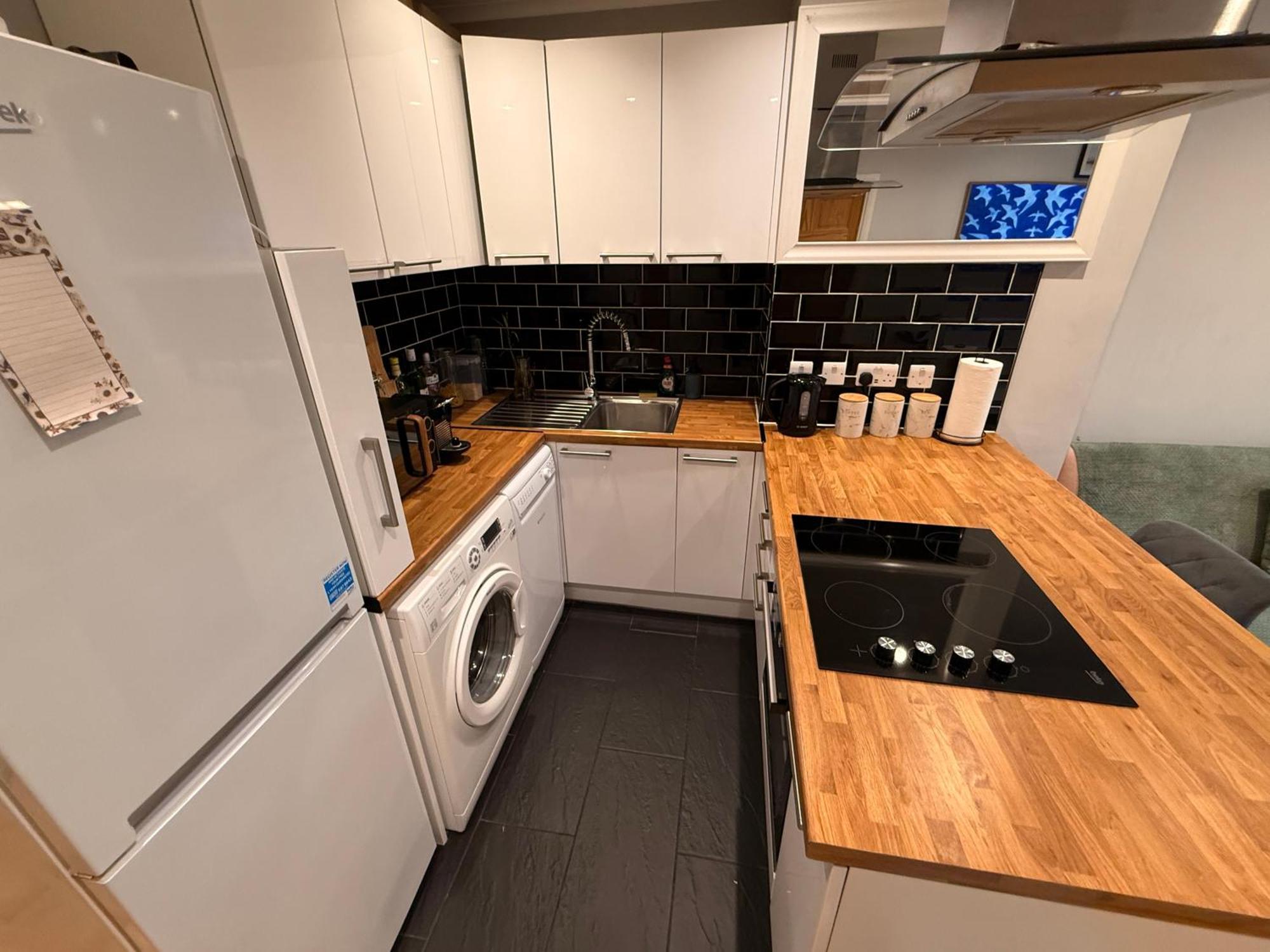 Two Bedroom Flat In The Heart Of Londen Buitenkant foto